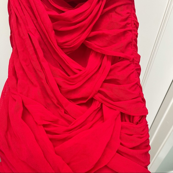 Red bandage mini dress, perfect for holiday and new year parties - Picture 3 of 4